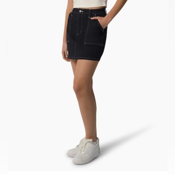 💙 DICKIES Cargo Style High Waisted Mini Skirt with White Stitching - Picture 5 of 6
